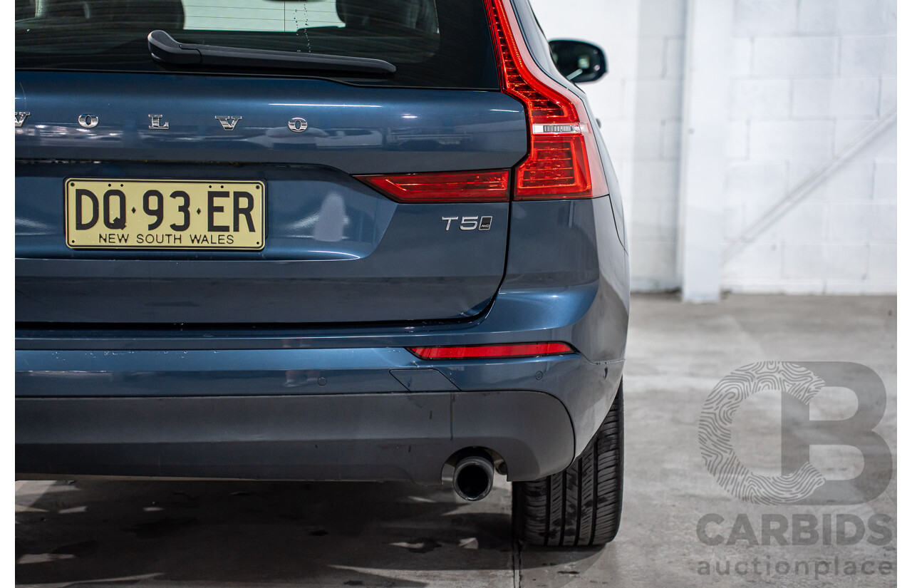 03/2020 Volvo XC60 T5 Momentum (AWD) 246 MY20 4d Wagon Denim Blue Metallic Turbo 2.0L
