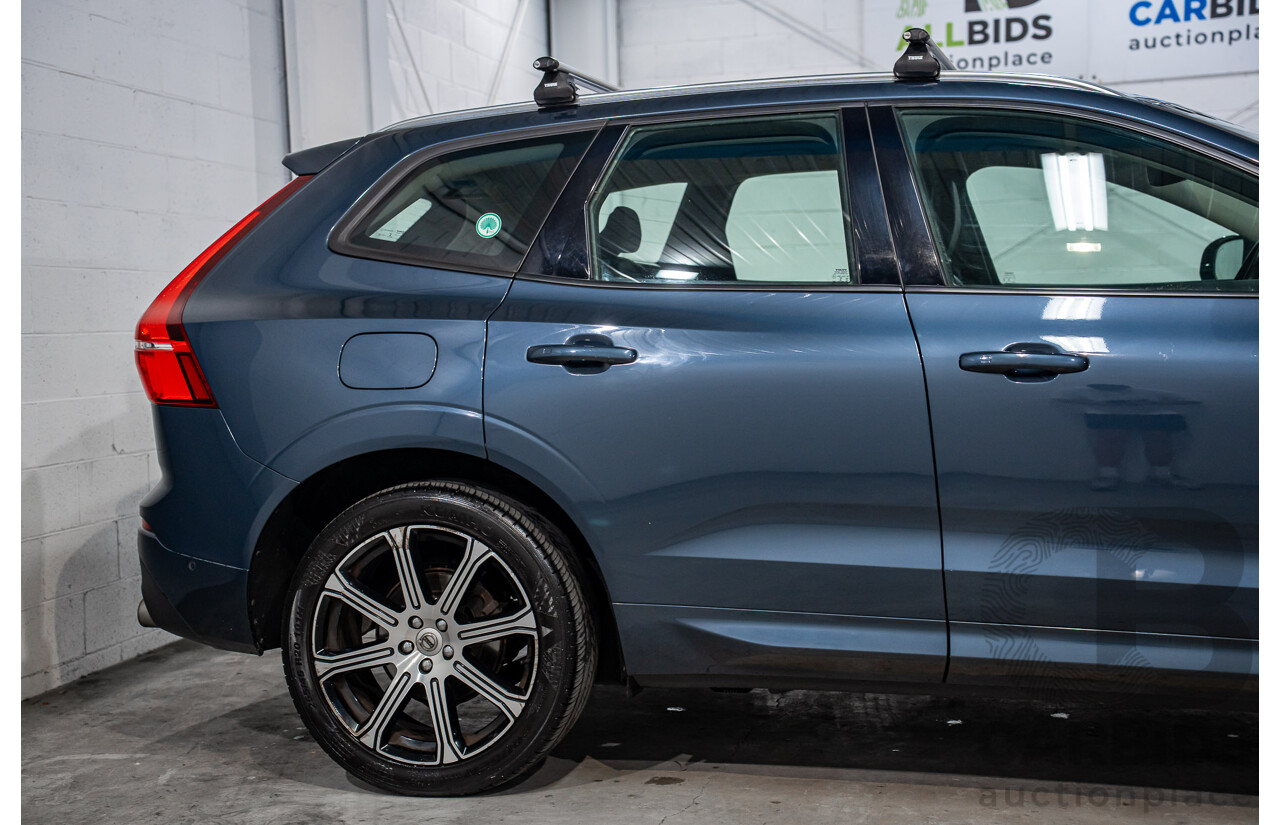 03/2020 Volvo XC60 T5 Momentum (AWD) 246 MY20 4d Wagon Denim Blue Metallic Turbo 2.0L