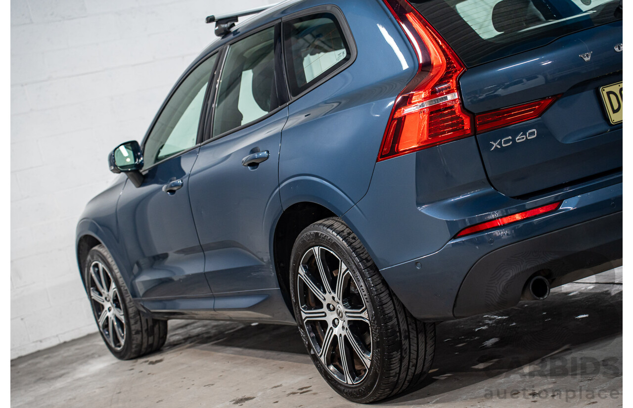03/2020 Volvo XC60 T5 Momentum (AWD) 246 MY20 4d Wagon Denim Blue Metallic Turbo 2.0L