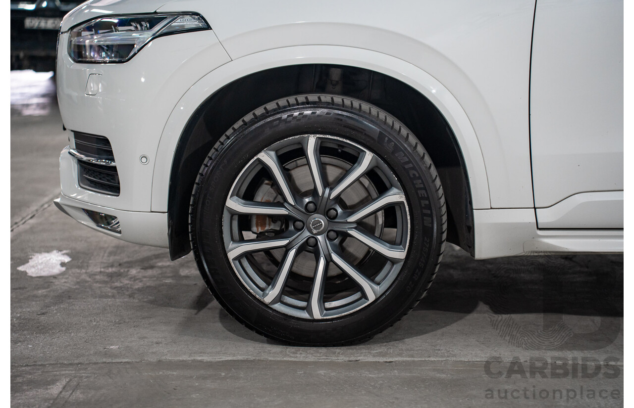11/2017 Volvo XC90 D5 Momentum (AWD) 256 MY17 4d Wagon Ice White Twin Turbo Diesel 2.0L