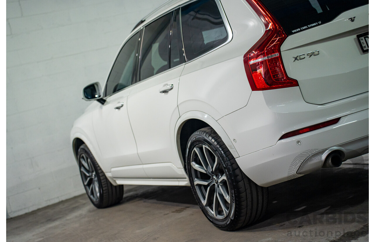 11/2017 Volvo XC90 D5 Momentum (AWD) 256 MY17 4d Wagon Ice White Twin Turbo Diesel 2.0L