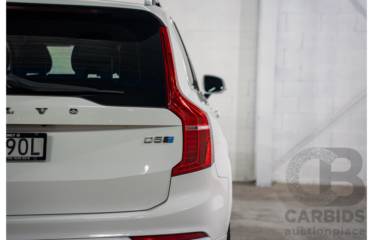 11/2017 Volvo XC90 D5 Momentum (AWD) 256 MY17 4d Wagon Ice White Twin Turbo Diesel 2.0L