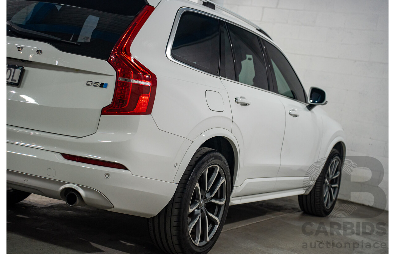 11/2017 Volvo XC90 D5 Momentum (AWD) 256 MY17 4d Wagon Ice White Twin Turbo Diesel 2.0L