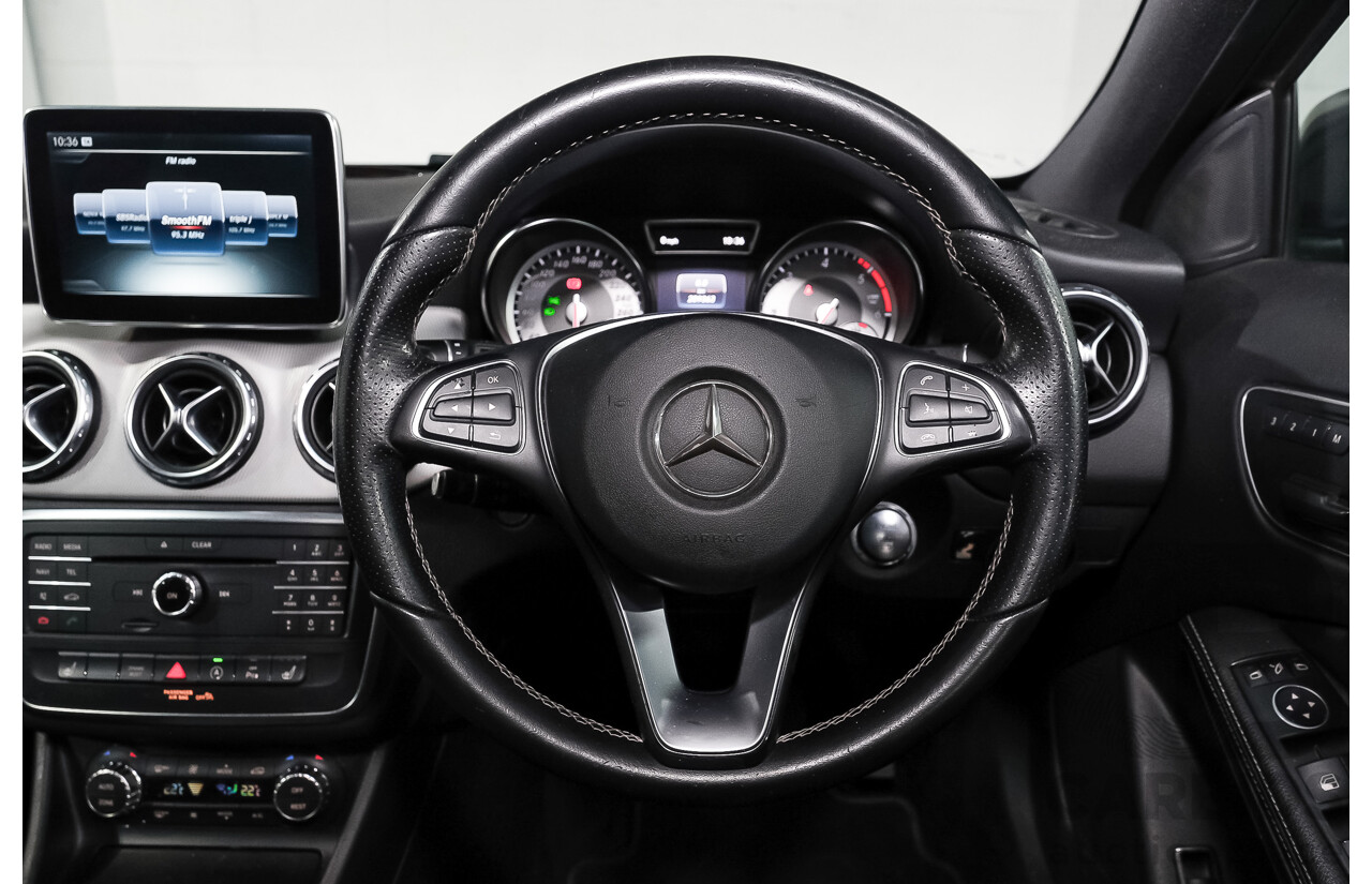 02/2016 Mercedes-Benz GLA 200 d FWD X156 MY16 4D Wagon Grey Diesel Turbo 2.1L