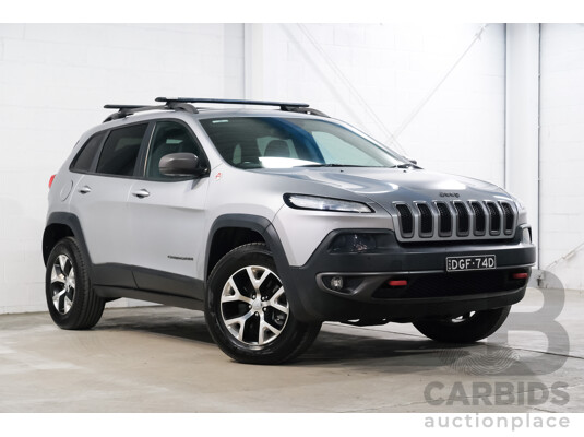 08/2014 Jeep Cherokee Trailhawk (4x4) KL 4d Wagon Billet Silver Metallic V6 3.2L