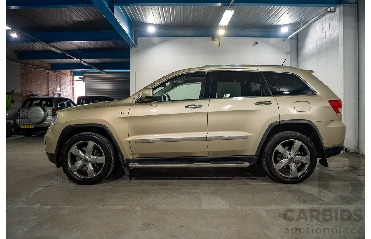 12/2011 Jeep Grand Cherokee Overland (4x4) WK 4d Wagon null 5.7L