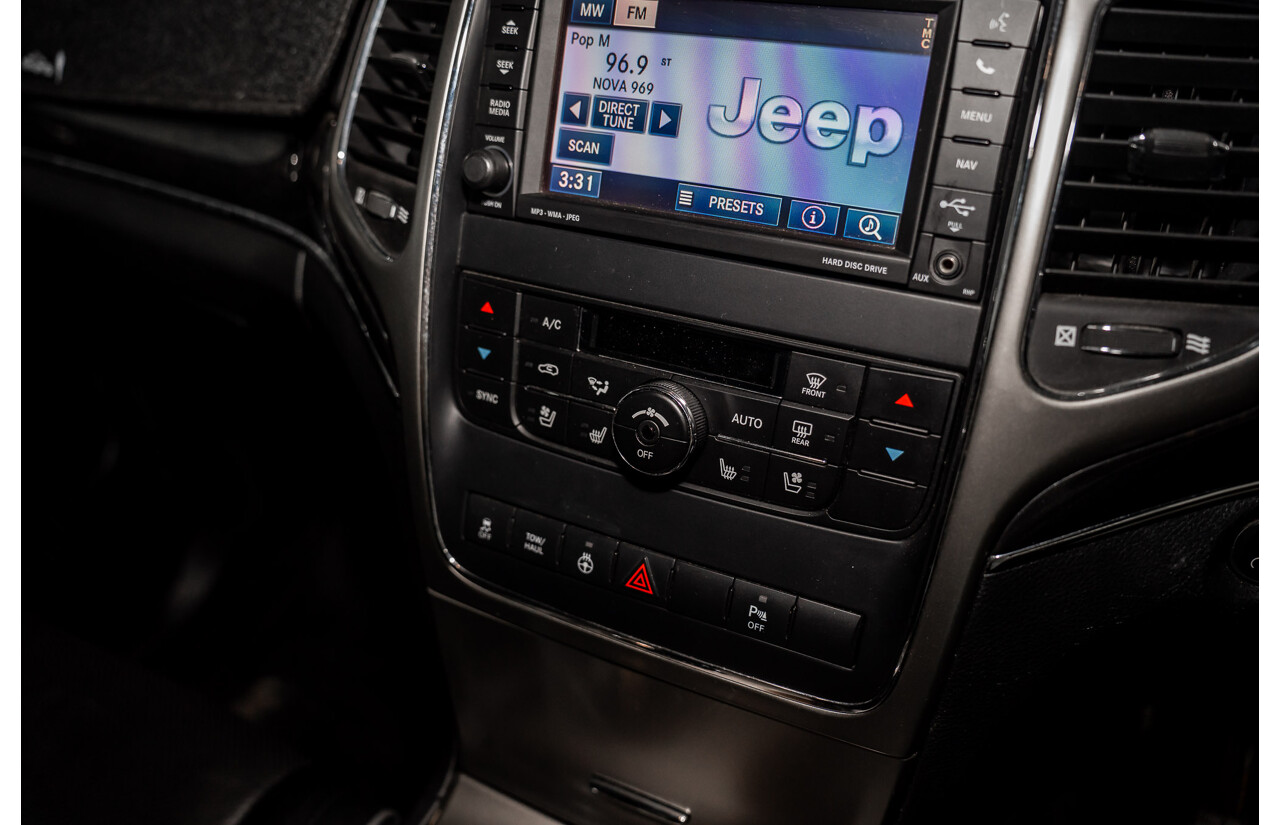 12/2011 Jeep Grand Cherokee Overland (4x4) WK 4d Wagon null 5.7L