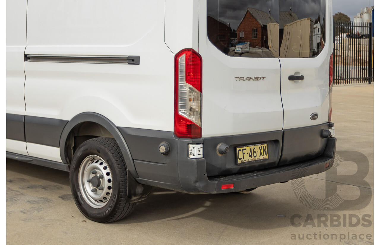 10/2015 Ford Transit Mid Roof (LWB) VO Van Frozen White Turbo Diesel 2.2L