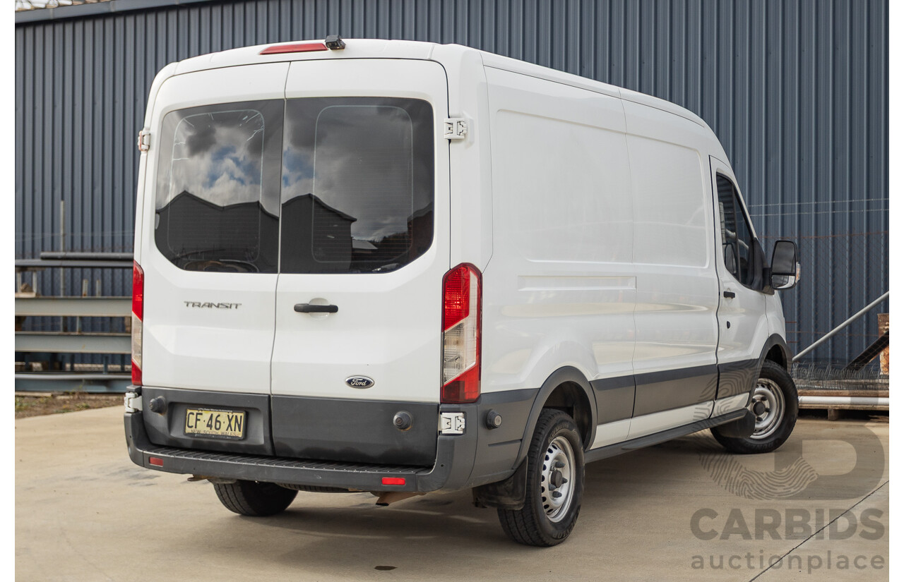 10/2015 Ford Transit Mid Roof (LWB) VO Van Frozen White Turbo Diesel 2.2L