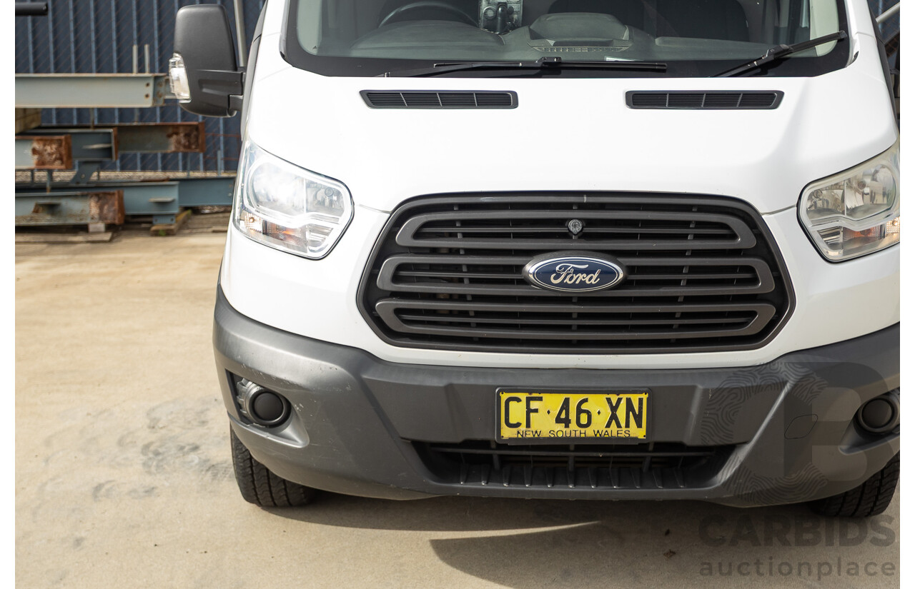10/2015 Ford Transit Mid Roof (LWB) VO Van Frozen White Turbo Diesel 2.2L