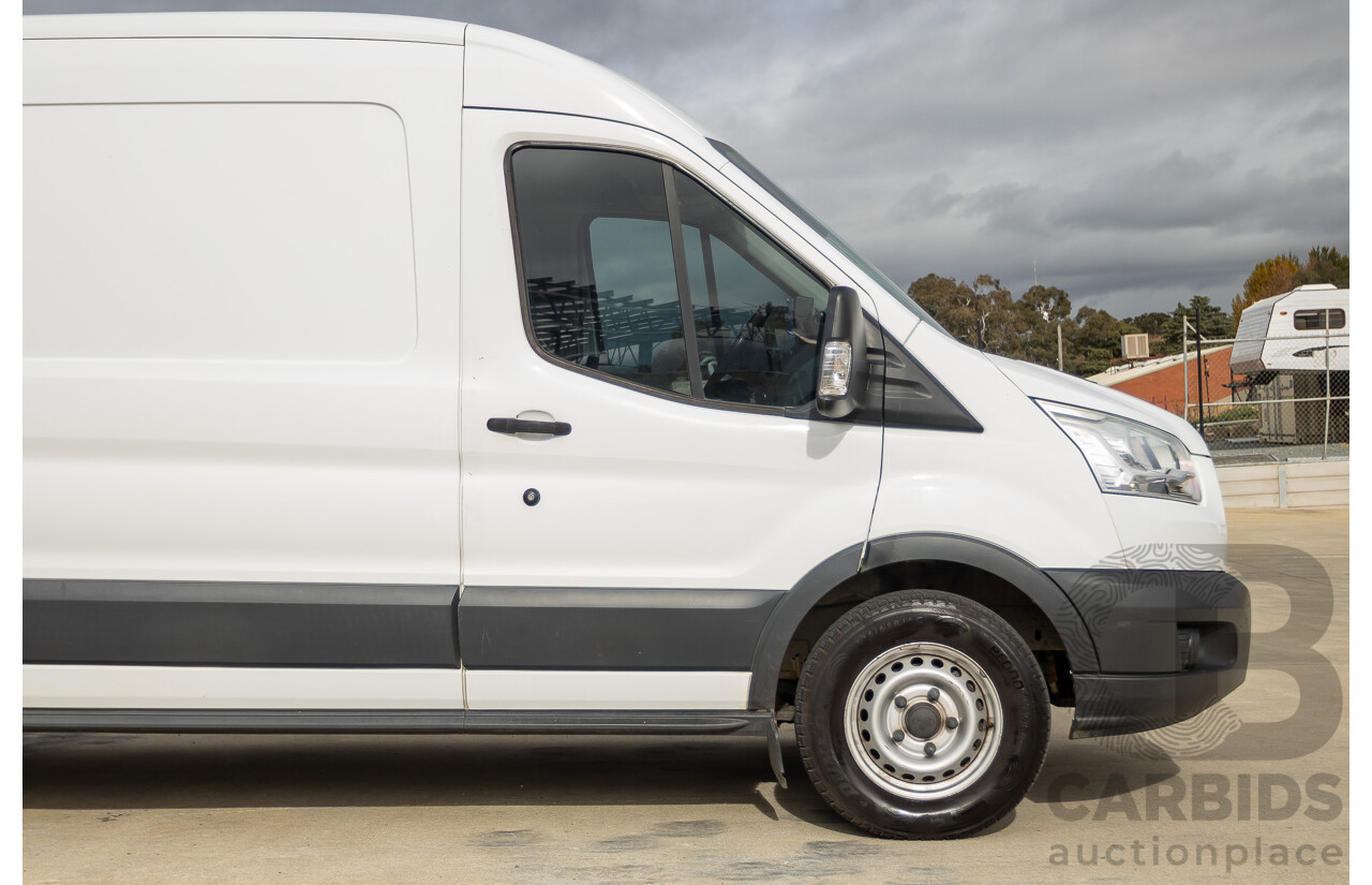 10/2015 Ford Transit Mid Roof (LWB) VO Van Frozen White Turbo Diesel 2.2L