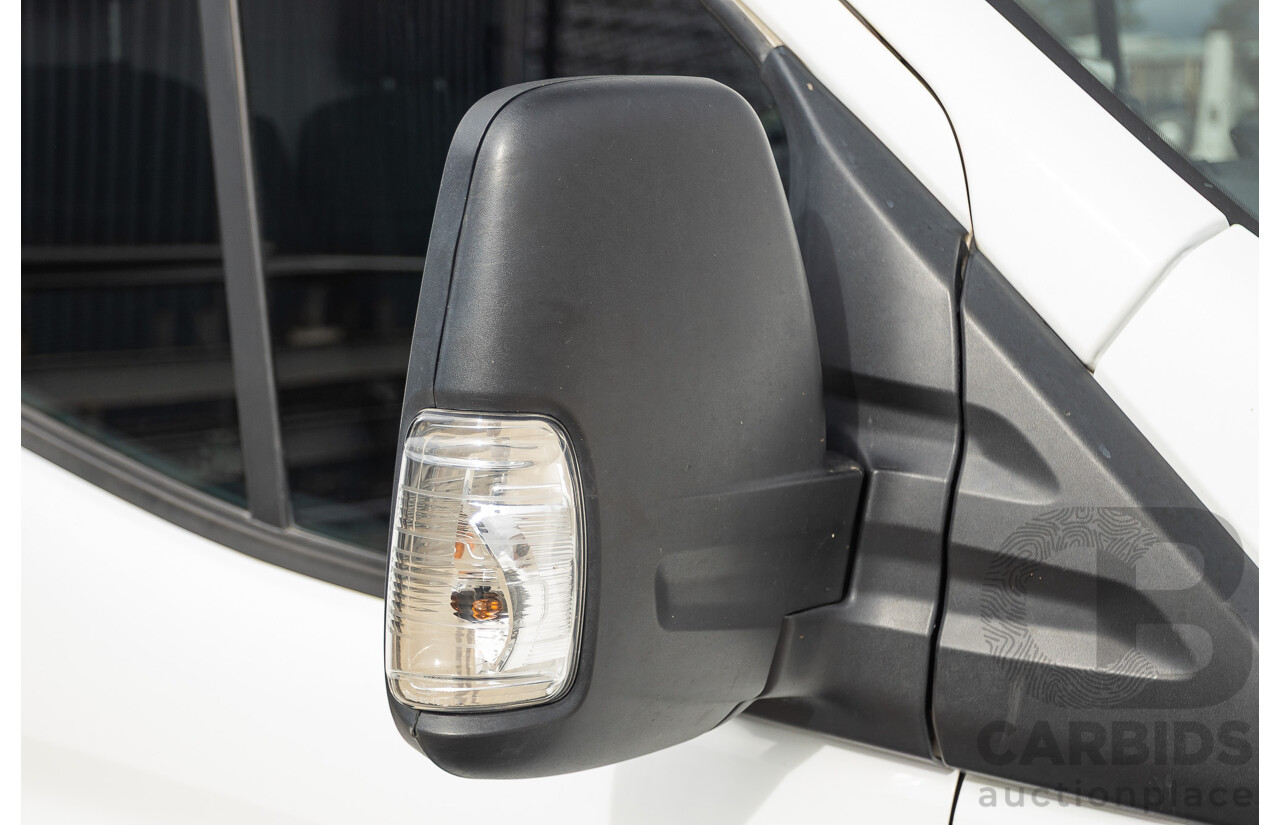10/2015 Ford Transit Mid Roof (LWB) VO Van Frozen White Turbo Diesel 2.2L