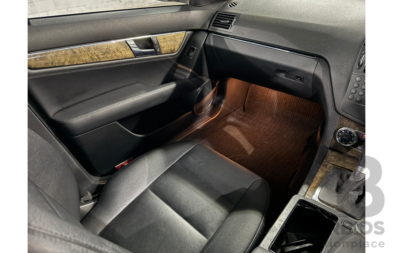 10/2007 Mercedes-Benz C200 Kompressor Avantgarde W203 MY07 Upgrade 4d Sedan Black Supercharged 1.8L