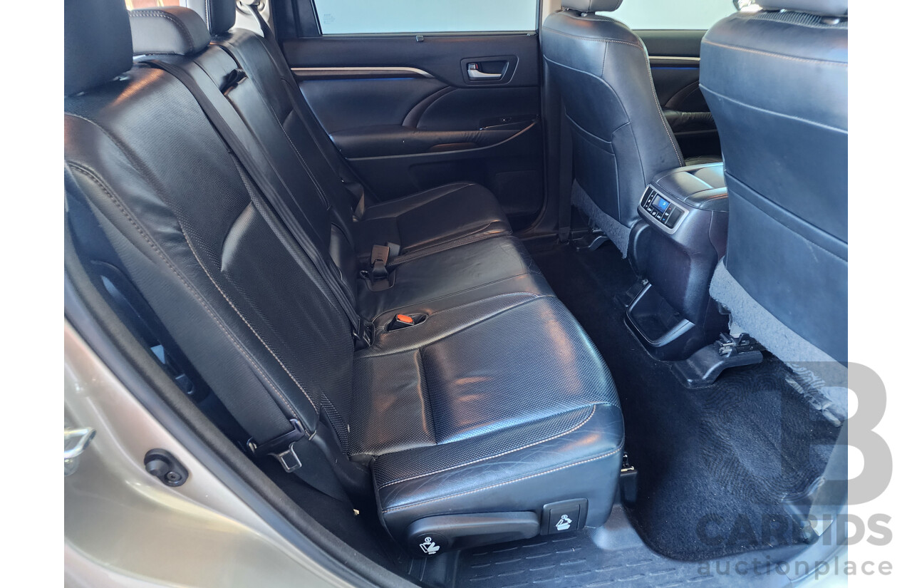 3/2014 Toyota Kluger Grande (4x4) GSU55R 4d Wagon Gold 3.5L