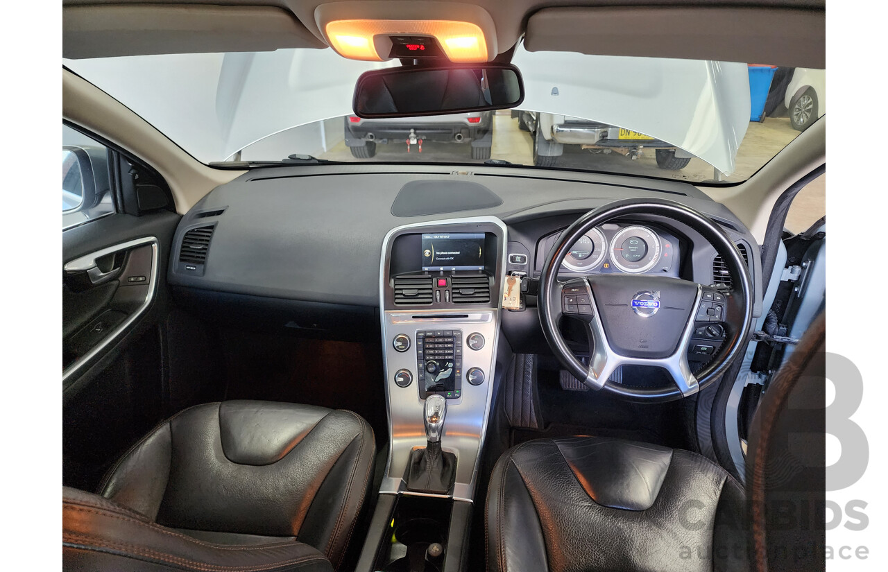 4/2013 Volvo Xc60 D5 Teknik DZ MY13 4d Wagon Silver 2.4L