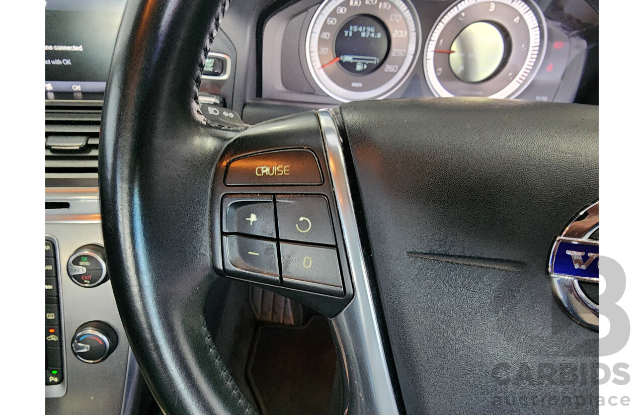 4/2013 Volvo Xc60 D5 Teknik DZ MY13 4d Wagon Silver 2.4L