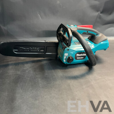 Makita DUC254 18V Brushless Chainsaw