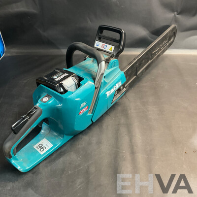 Makita UC013G 40V MAX Li-ion Cordless Brushless 450mm Chainsaw with 40V Max XGT 8.0Ah Battery X1