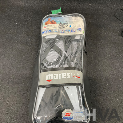 Mares, DMC Fins & Speedo Float Board & Accessories