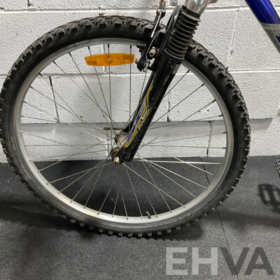 TREK 800 Trail Bike