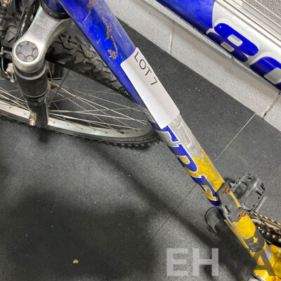 TREK 800 Trail Bike