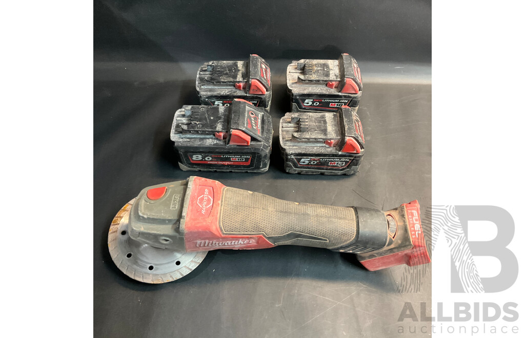 Milwaukee FAGV125KPDB Speed Braking Angle Grinder & Four Batteiers