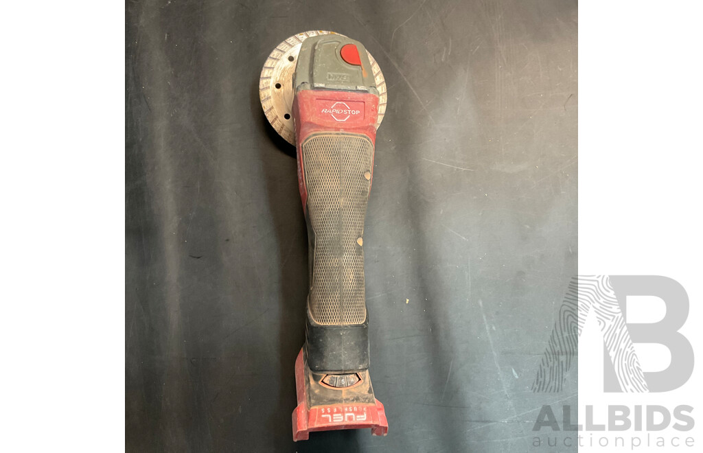Milwaukee FAGV125KPDB Speed Braking Angle Grinder & Four Batteiers