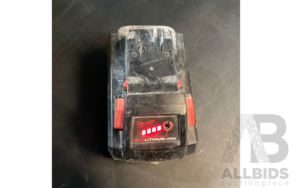 Milwaukee FAGV125KPDB Speed Braking Angle Grinder & Four Batteiers