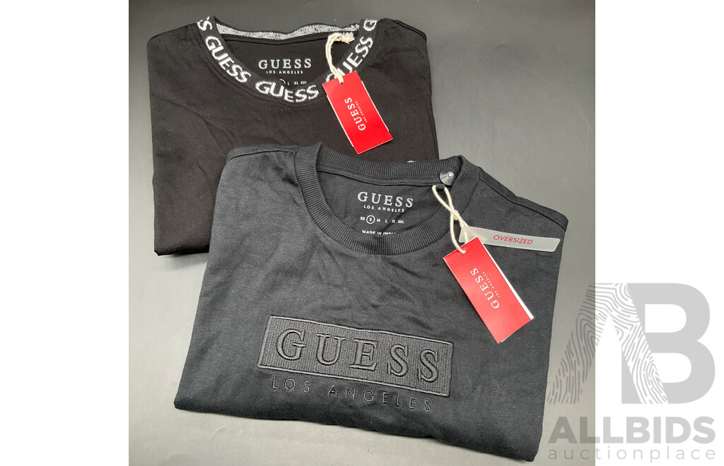 Oversized Los Angeles T-Shirt (S) and Cotton Crew Neck T-Shirt (M) Branded GUESS - Lot of 2