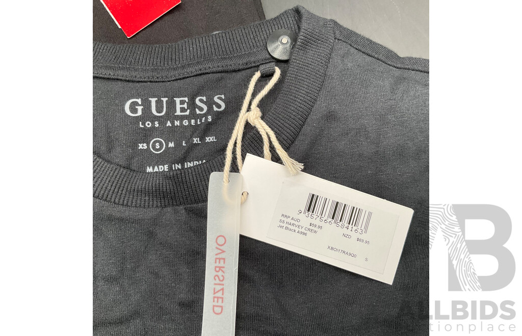 Oversized Los Angeles T-Shirt (S) and Cotton Crew Neck T-Shirt (M) Branded GUESS - Lot of 2