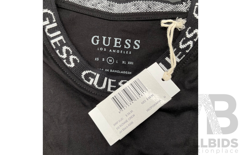 Oversized Los Angeles T-Shirt (S) and Cotton Crew Neck T-Shirt (M) Branded GUESS - Lot of 2