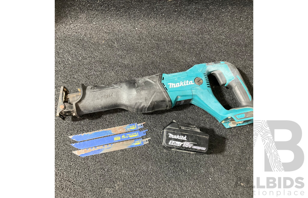 MAKITA 18V Reciprocating Saw (DJR186) with 5.0Ah Battery