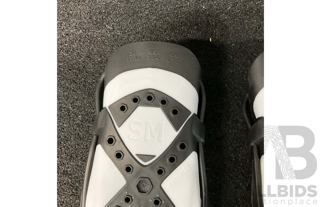 Mares, DMC Fins & Speedo Float Board & Accessories
