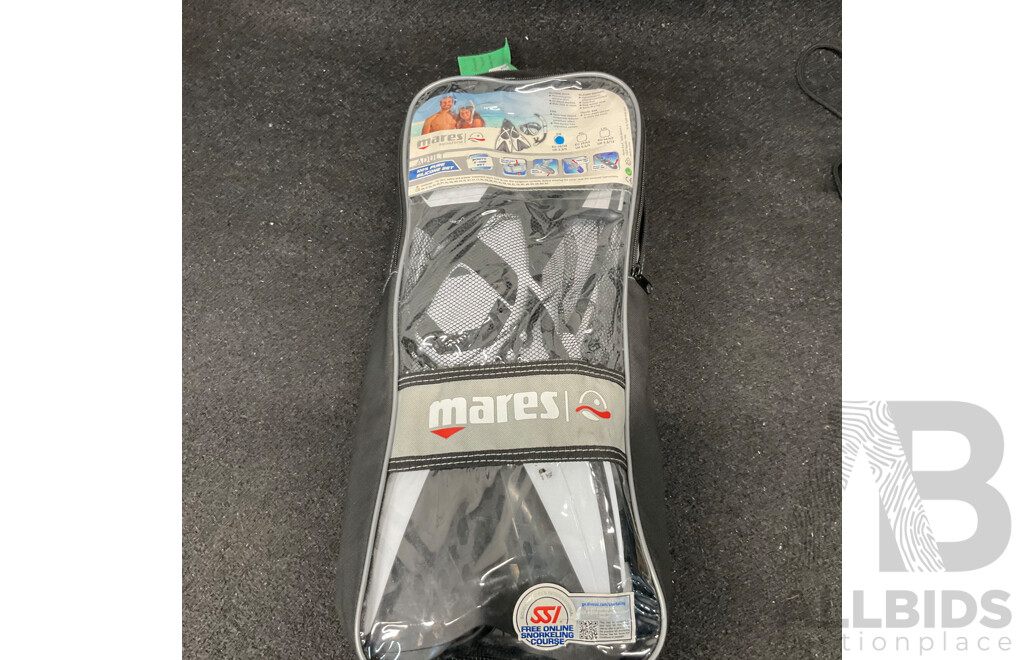 Mares, DMC Fins & Speedo Float Board & Accessories