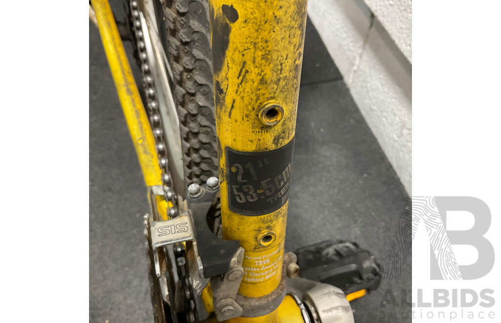 TREK 800 Trail Bike