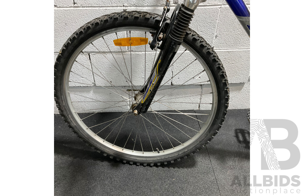 TREK 800 Trail Bike