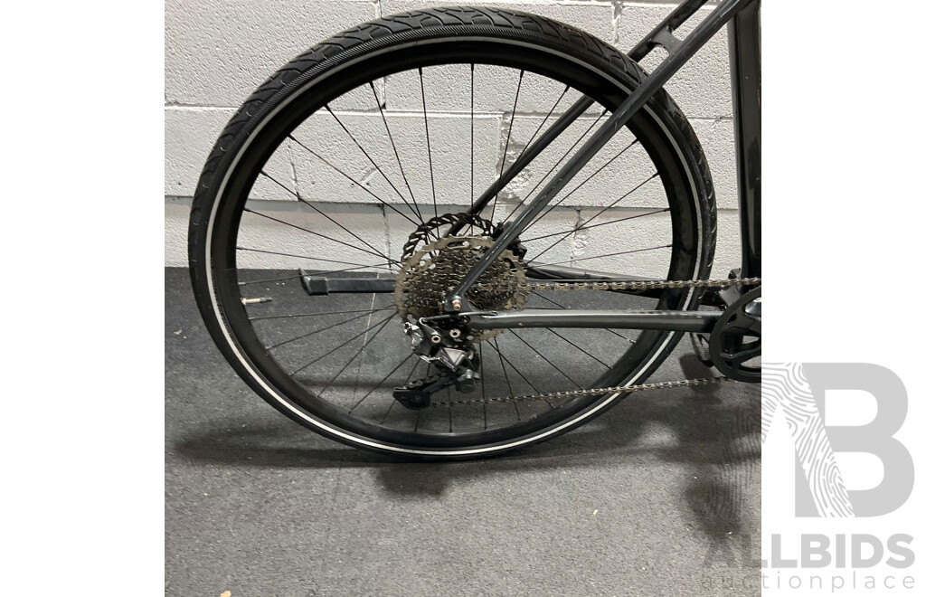Trek FX Sport OCLV Carbon Fiber Bike