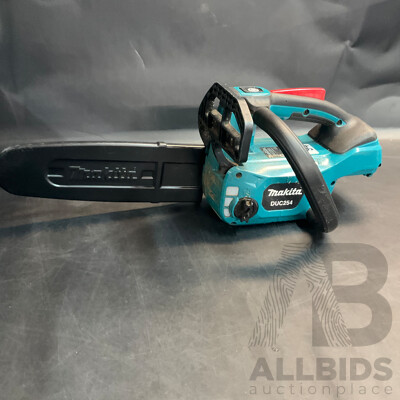 Makita DUC254 18V Brushless Chainsaw