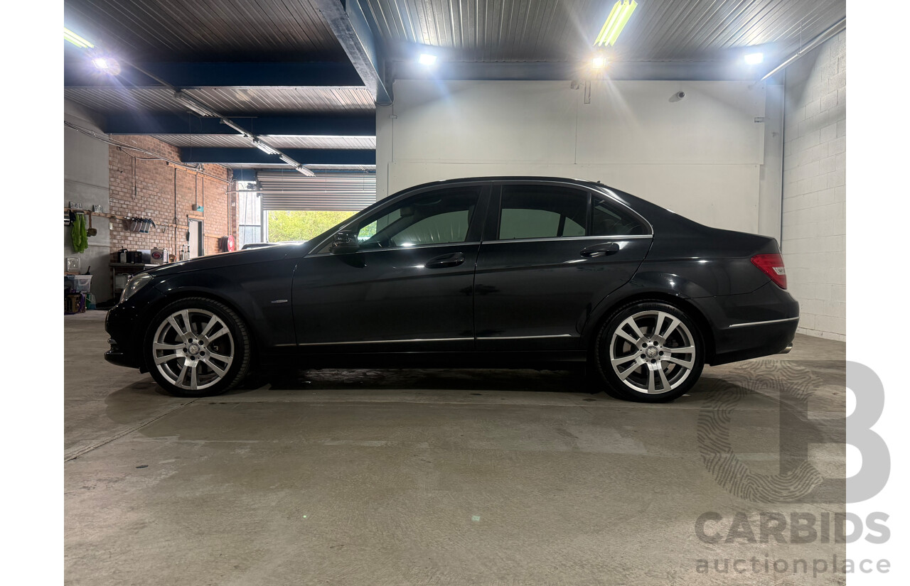 2/2012 Mercedes-Benz C300 Avantgarde BE W204 MY12 4d Sedan Black V6 3.5L