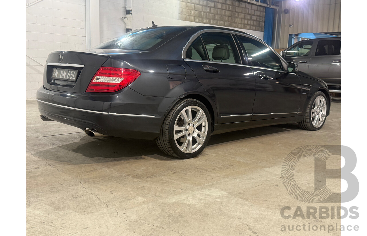 2/2012 Mercedes-Benz C300 Avantgarde BE W204 MY12 4d Sedan Black V6 3.5L