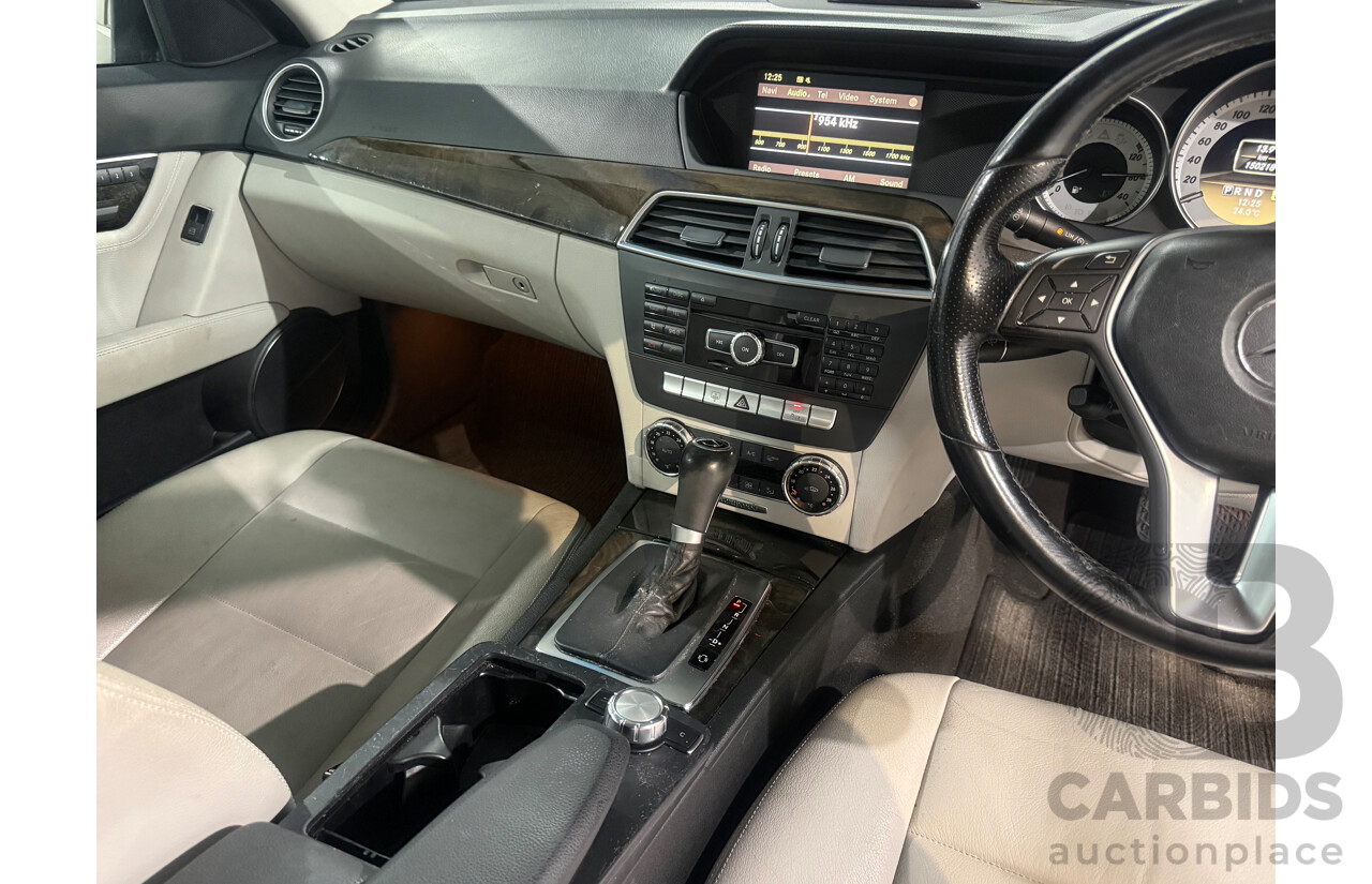 2/2012 Mercedes-Benz C300 Avantgarde BE W204 MY12 4d Sedan Black V6 3.5L