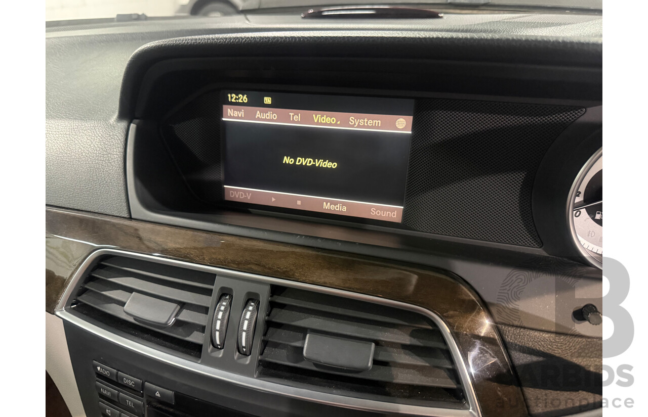 2/2012 Mercedes-Benz C300 Avantgarde BE W204 MY12 4d Sedan Black V6 3.5L