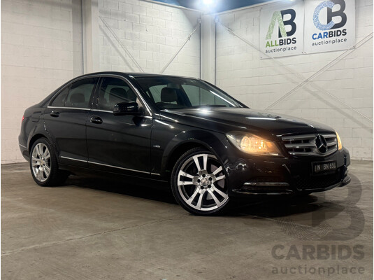 2/2012 Mercedes-Benz C300 Avantgarde BE W204 MY12 4d Sedan Black V6 3.5L