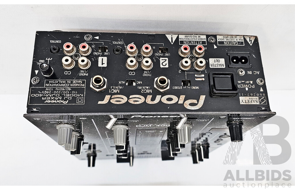 Pioneer DJ Set & Cables