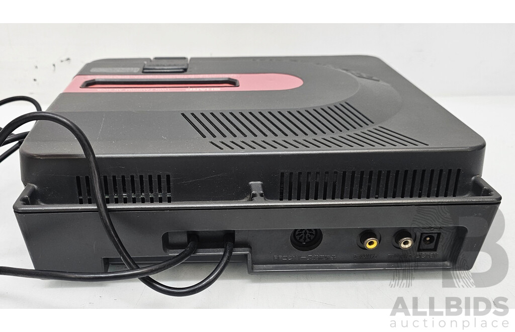 Sharp (AN-500B) Twin Famicom W/ Cables, Controllers & Games