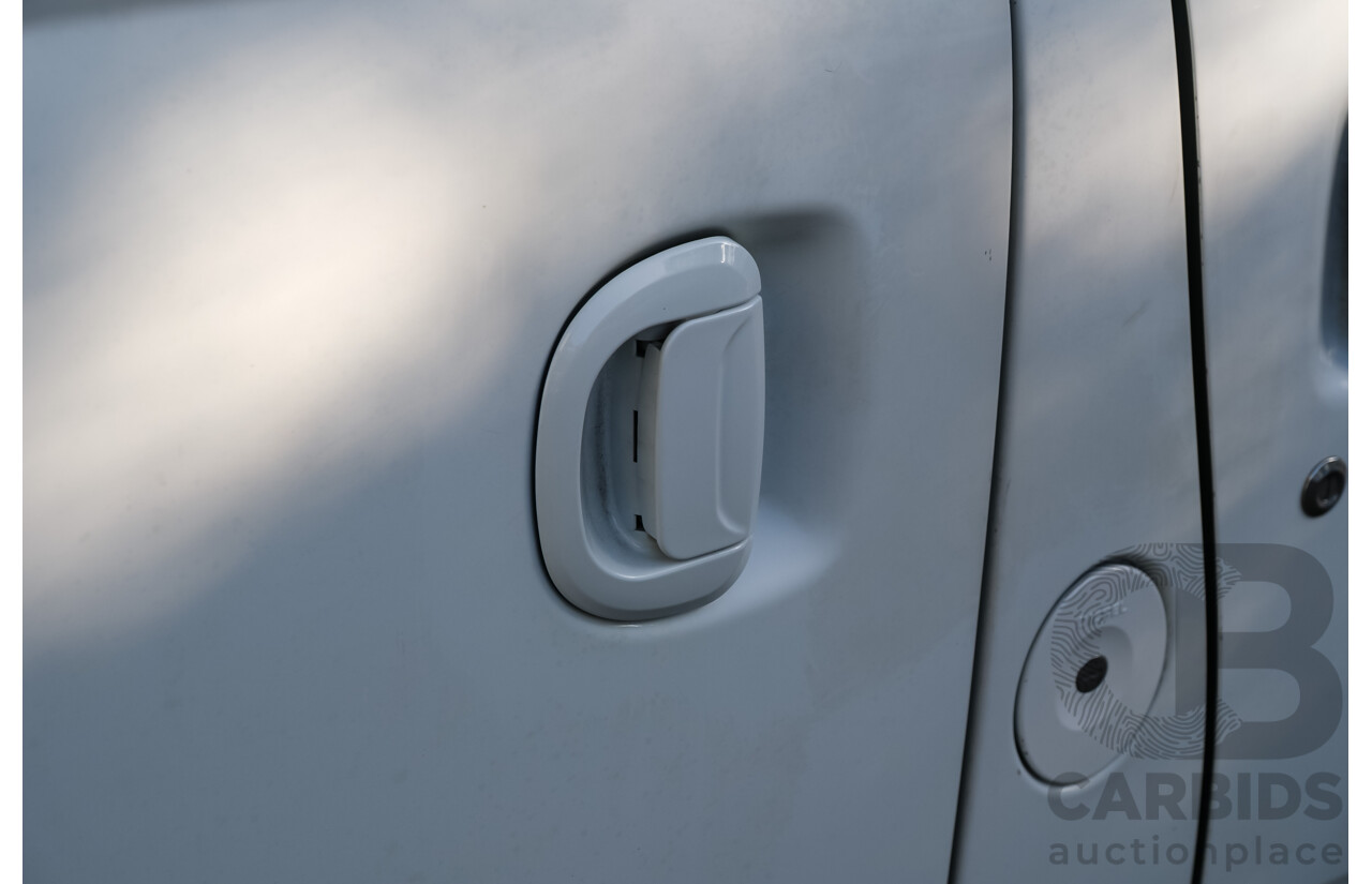 07/2019 LDV V80 SWB LOW (FWD) K1 MY19 4d Van Blanc White Turbo Diesel 2.5L