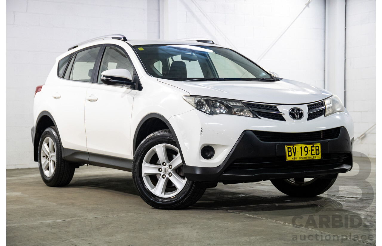 6/2013 Toyota RAV4 GX (FWD) ZSA42R 4d Wagon White 2.0L