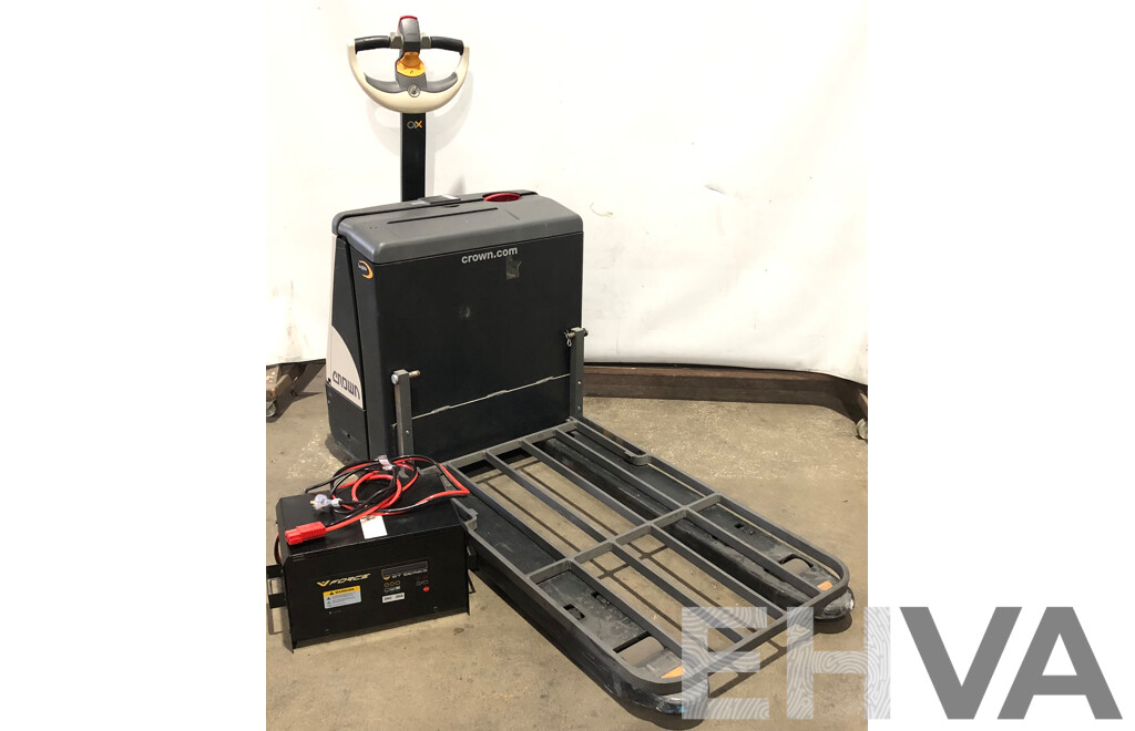 Crown Electric Pallet Truck and Charger - WP 3000