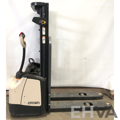 Crown Electric Pallet Truck  - WF 3000