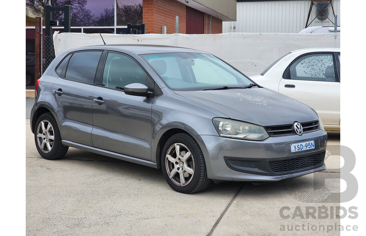 8/2010 Volkswagen Polo 66 TDI Comfortline 6R 5d Hatchback Grey 1.6L